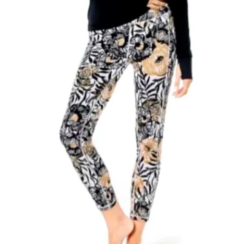 Lilly Pulitzer Luxletic 26" Weekender High Rise Legging Onyx Peony Party